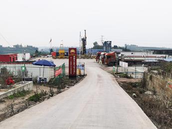 川慶鉆探頁巖氣鉆采井口試壓裝置